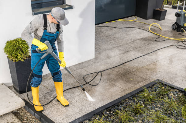 Best Local Pressure Washing Services  in Rio Pinar, FL